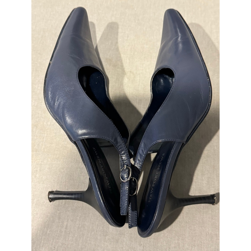 Women's Newport News Navy Leather Slingback Heels Size 10 - Picture 5 of 10